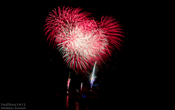LBF feux d'artifice coeur